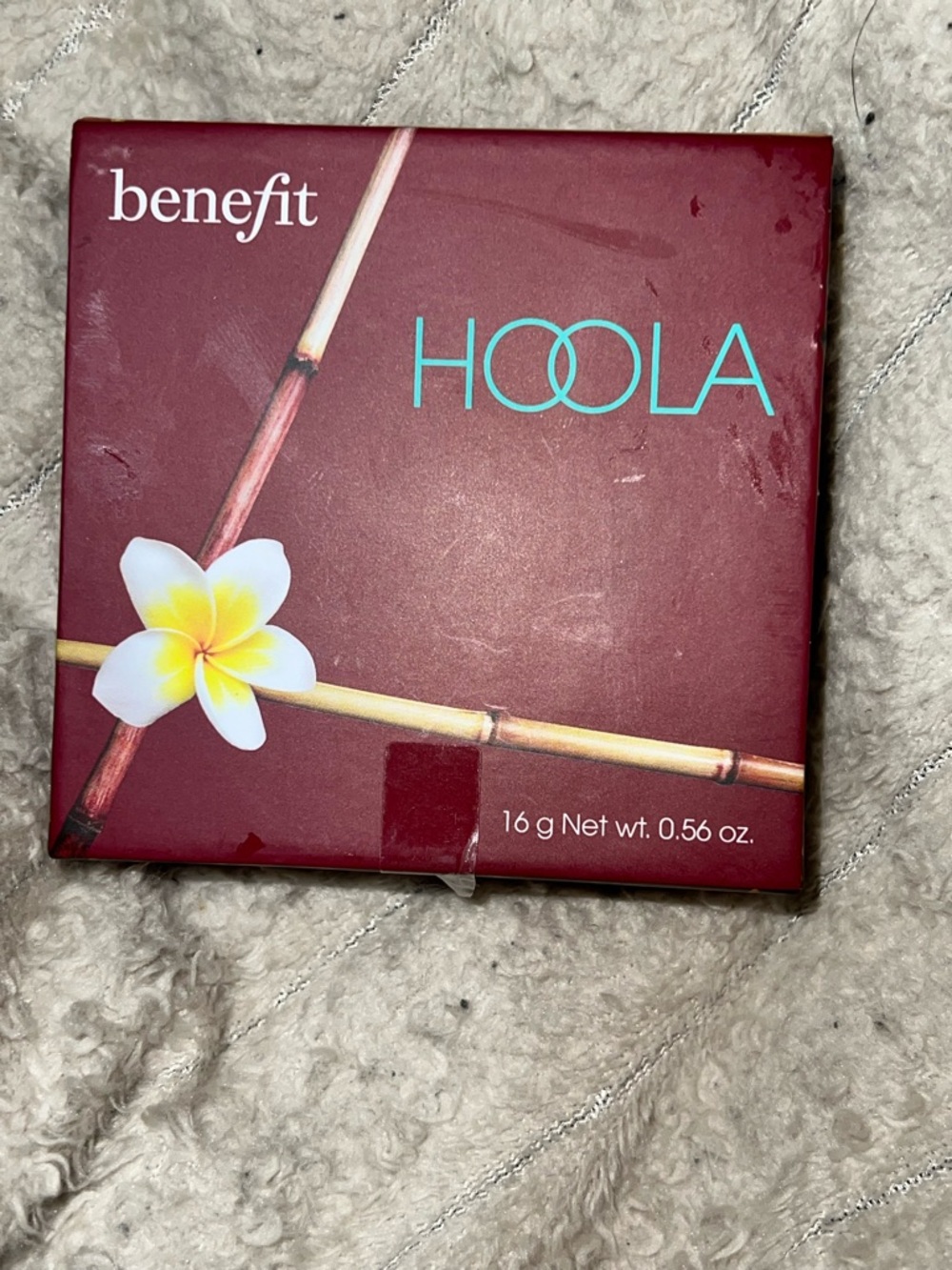 Benefit HOOLA Matte Bronzer Compact - Burgundy with Teal Logo